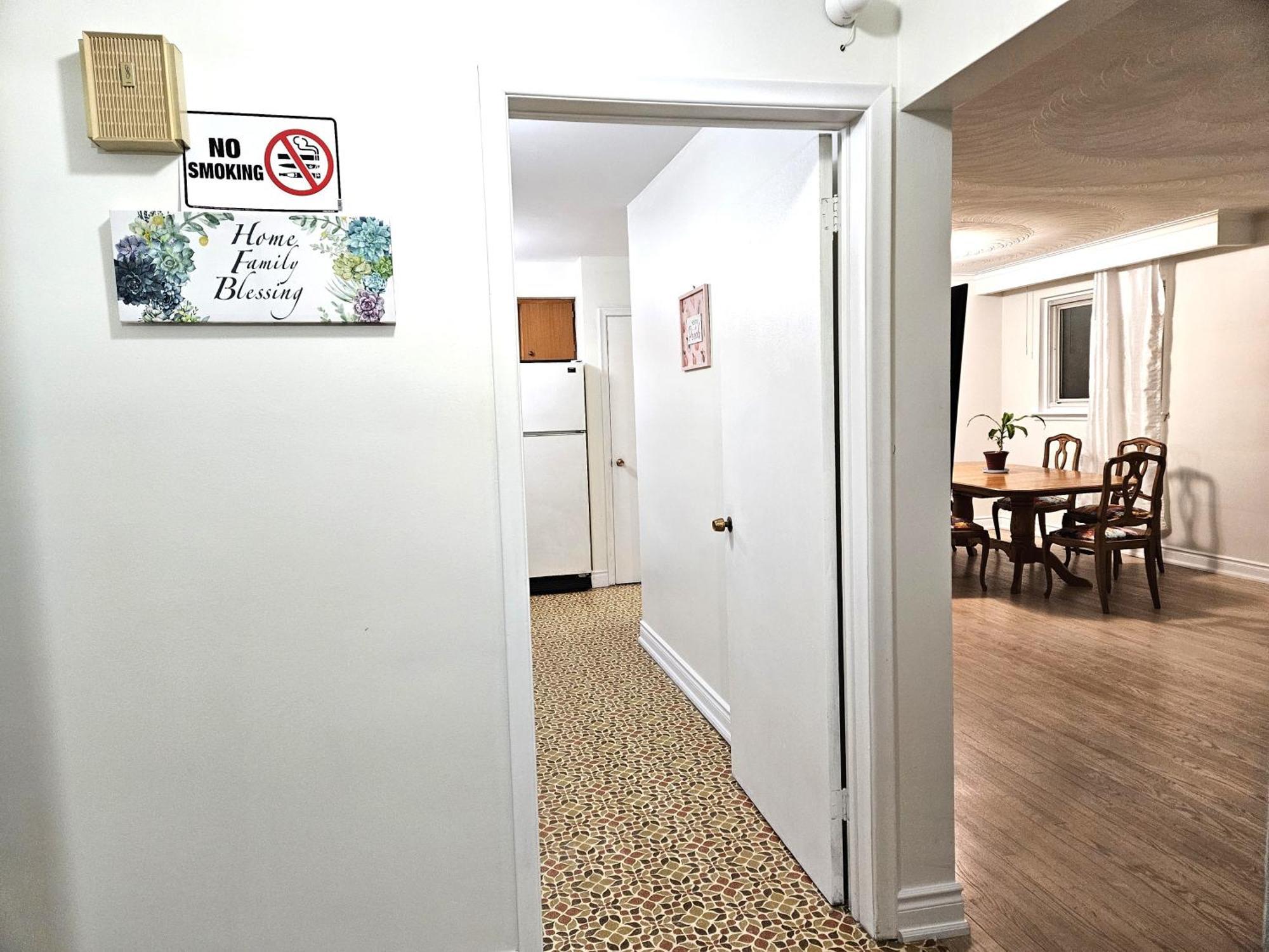 Charming Detached House Near The Airport Apartment Mississauga Exterior photo